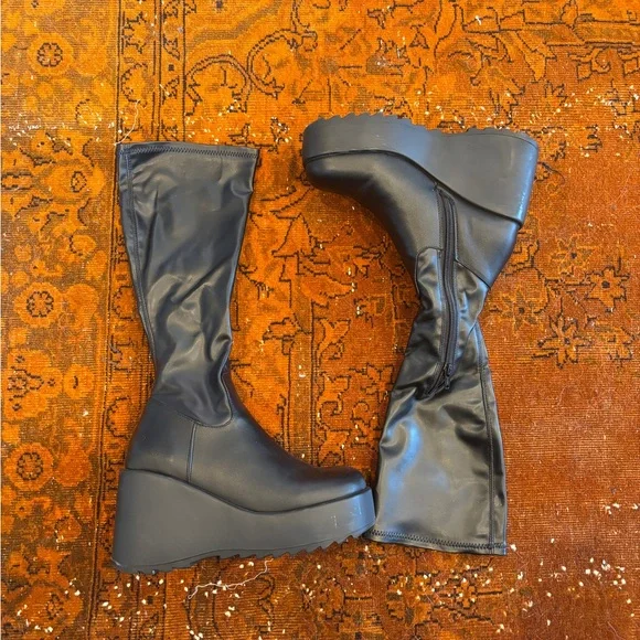 Steve Madden Duke30 Platform Knee-High Boots - Picture 2 of 2